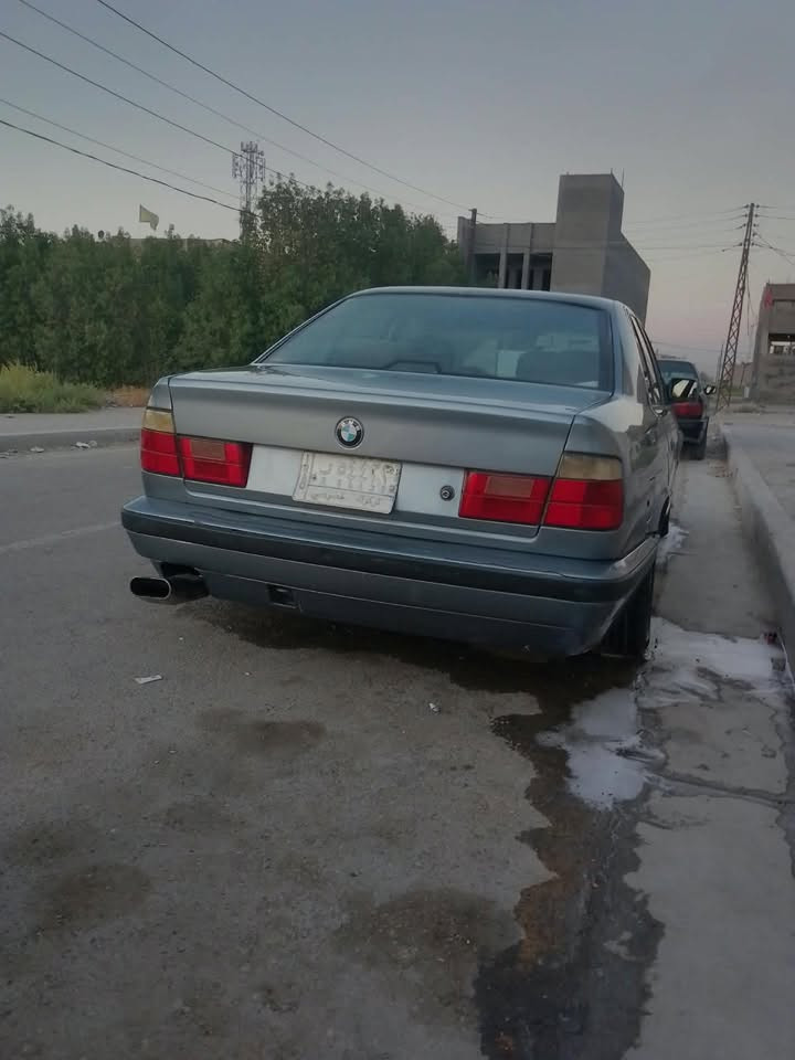 بي ام موديل ٨٩ كير عادي مكينه ٢٠ مفتوح سياره ٥٢٠ نواقصه دبلات تعبانه فقط دشبول خلفي باقي كول شغال للمراوس E36 او بيع سعر ٤٠ بيه مجال مكانه كركوك رقمه كركوك *********** واتساب
