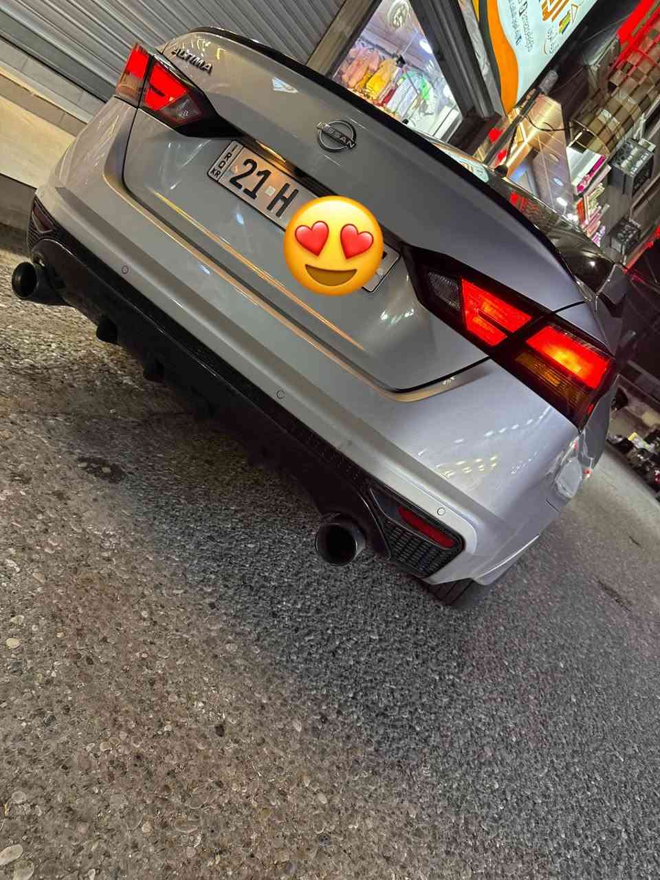 السلام عليكم

🚗 للبيع | نيسان التيما 2024 S

✔️ الفئة: S

- محرك 4 سلندر 2.5 لتر اقتصادي وقوي

- ناقل حركة أوتوماتيك CVT

- تشغيل بصمة + تشغيل عن بعد

- شاشة لمس

- كاميرا خلفية دوارة

- حساسات 

- رادار أمامي، تحذير الاصطدام، ومثبت سرعة ذكي تحكمات بالستيرن جهتين

- نظام مراقبة النقطة العمياء

- مكيف ممتاز منفصل تبريد ثلج 

حالة السيارة:

✅ الضرر بونيد وجاملغ بدون شاصي مكفولة صور  والضرر بالمنشور

✅ رقم سليمانية الجديد 

✅ السيارة نظيفة جداً وجاهزة للاستخدام بدون اي مصرف ممشى السيارة 27 ميل گير ومكينة وكهربائيات كلها بشرط وين ميعجبك افحص 

📍 الموقع: كركوك وبيها بطاقة بنزين 

💰 السعر المطلوب 138 بيها مجال بسيط 

📞للاستفسار الاتصال عالرقم ***********

نص مكتوب في الصور:
- 1 / 13 bid.cars