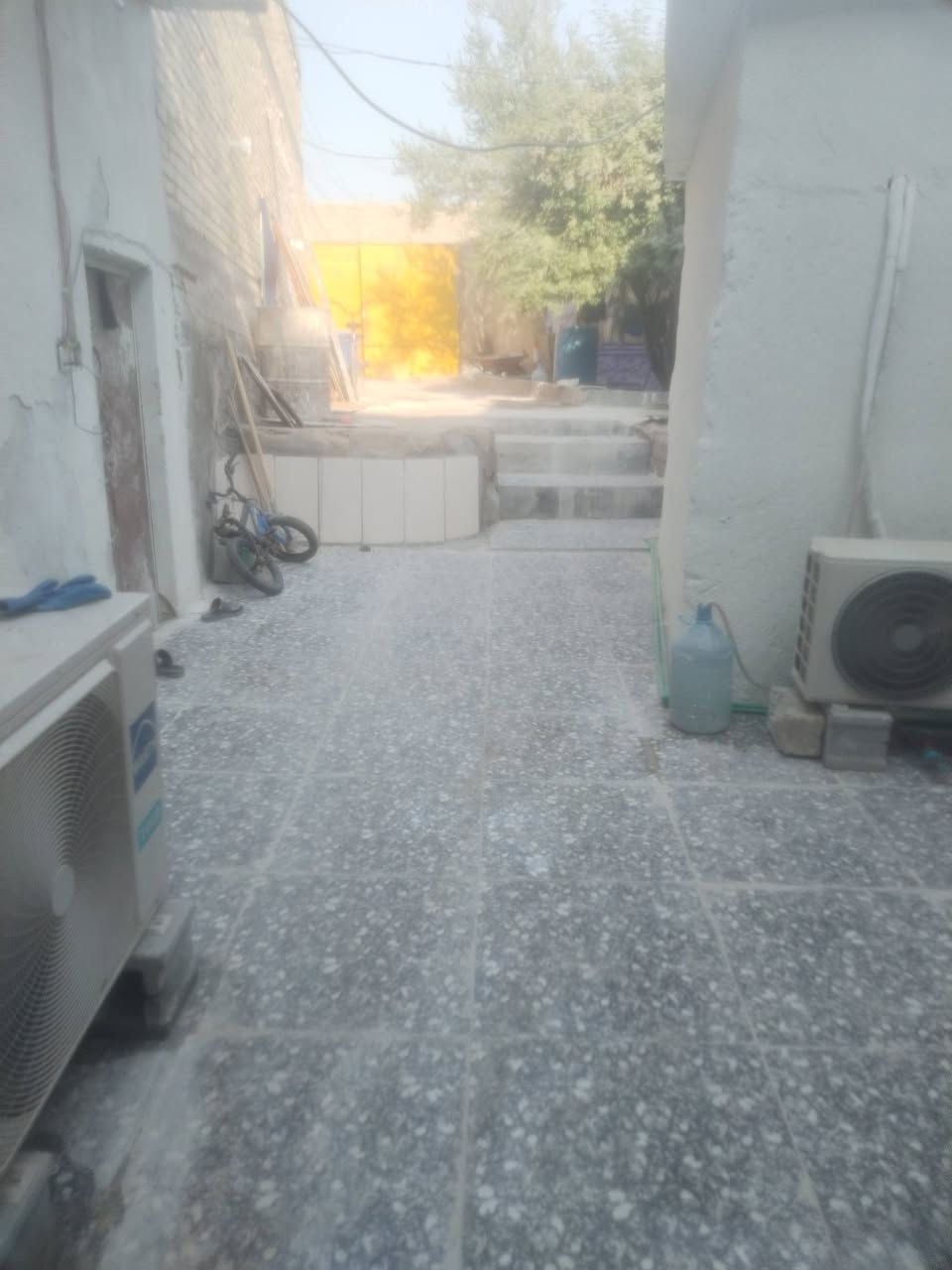 بيت للايجار • ٧ غرف • الرشيديه قرب جسر الاخضر