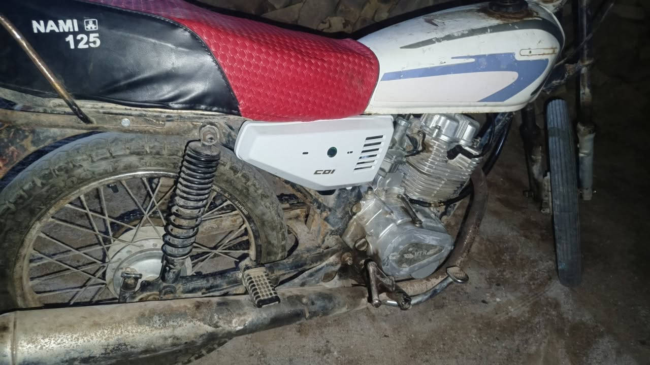 دراجه ايراني ادوات شغال مكينه حلوا سعرها 225وبيه مجال قليل مكاني قضاء المدينه رقمي ***********
