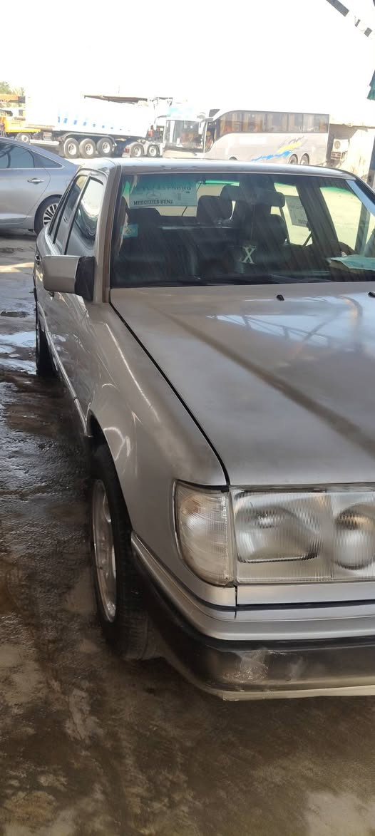 سلام عليكم من راخصت أدمن مارسدس دب 300قبق اسودمديل 92سياره كفاله كفاله كفاله عامه من ضربه وخياس وصبغ سياره مابيه قطرت صبغ سياره بلادي بيه طخه يم قفل جنطه اصبعين ومضح بصوره وفوك جامه الماميه بيه شويه خياس والباقي مكفوال تخم تايرجديدحداديه جديده تبريدشغال البارحه مبدل كوروكازكيت واتربم وراديتروجوينات كير3نمره العام شديته الله شاهد وتبريدقبل سبوع شاده فإن جديد تانكي بانزين جديدفيت بم ونوزلت ووكلصت كله جديد سياره مصروف عليه ومال جناي والله سياره فول فتحه طكتين غرفته جلداسودتدفاءه بل كشنات سياره حوضه يخبل سبيره البلدي  رقمه بابل بسمي سنويه 28رقم نكليزي سياره عليه غرامه 900الغرامه على مشتري سعره قفل 62وكلشي اكوبسوك إلي مايعجبه السعر ينورنه بتعليق حلوقواعددبلت مكفوالت وكلش حلوات كهرباءيات كله شغاله خاص مفتوح مكاني كربلاء قرب مستشفى الكفيل وهاذه رقمي ***********
