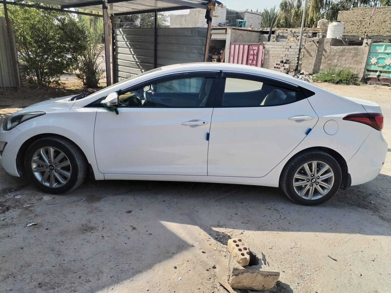 البيع نترء مضلع موديل ١٦ رقم بغداد مكفواله عد البنيد مصبوق ثر جراد ومصبوق عام بدون فتح سياره نص فول بسمي شراي يتصل ***********
