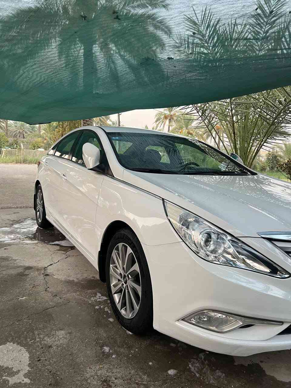 السلام عليكم ورحمة الله وبركاته للبيع سوناتا ٢٠١٤ خليجي كفاله عامه من كلشي رقم بغداد الا نكليزي باسمي 
الاستفسار الاتصال على الرقم *********** مكاني بابل 
ملاحظه السياره جديده لوك وعلى أيد وحده من الشركه

