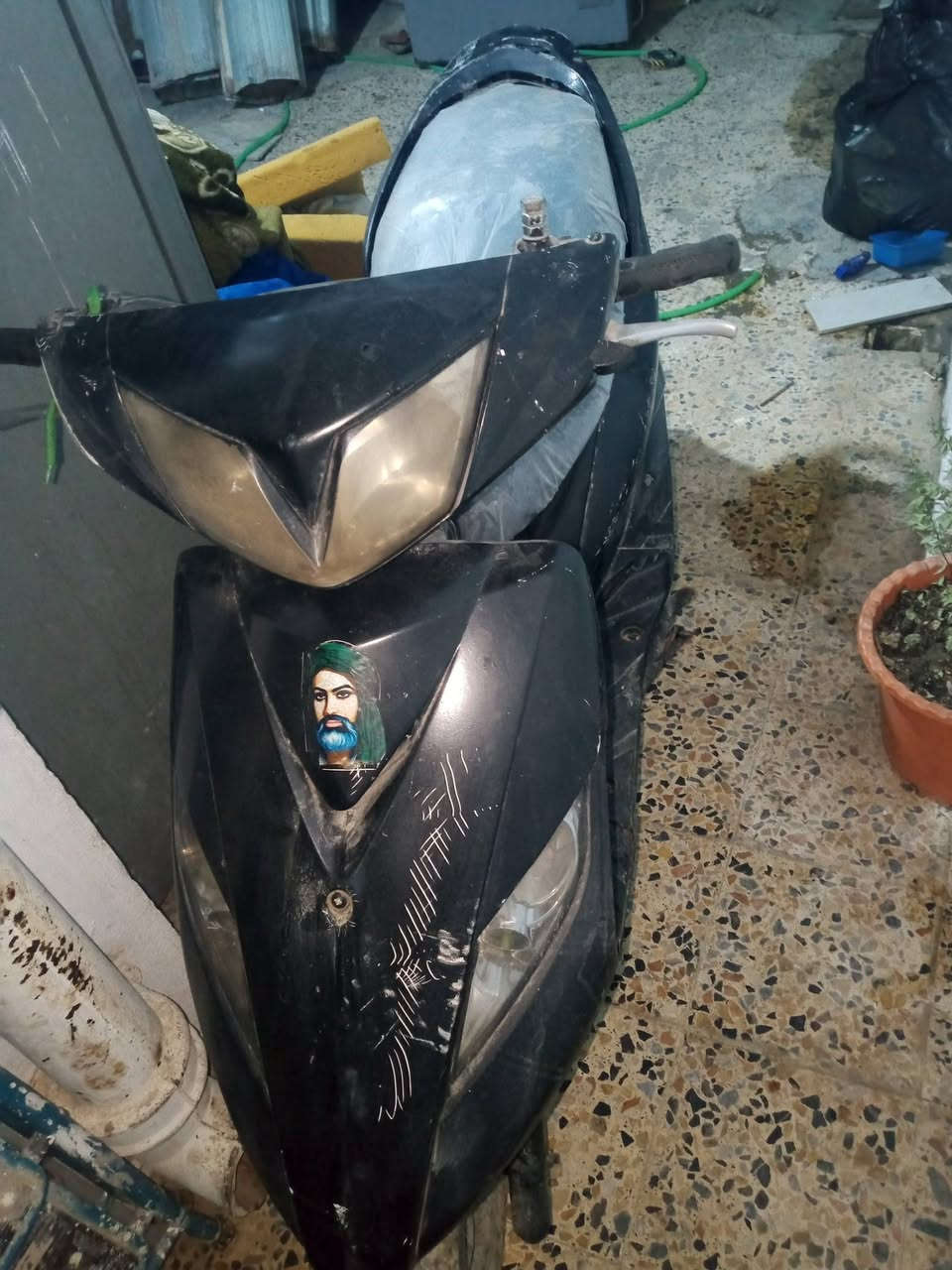 ثعلب للبيع بيها مشكله بل برغي كلج امامي 
ابيع على وضعها مكاني بغداد قفلها 250 
رقمي *********** 
كهربائيات كلها شغاله مكينه ناعمه ثلف نكره

