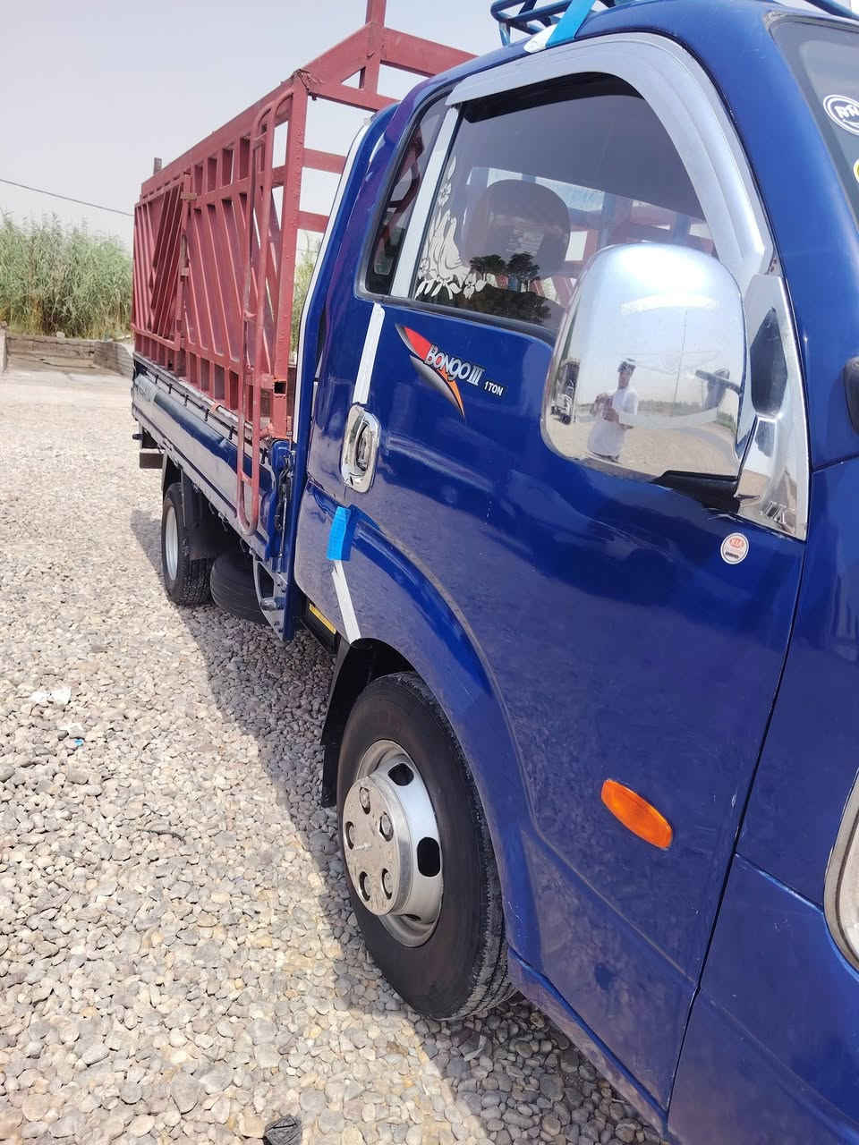 سلا عليكم كيا فحل لبيع مسكر موديل ٢٠٠٩ سياره.رقم بابل مكفوله من ضربه وبيه رشات صبغ الجماليه سياره جهزه محوره ١٤ اسدات ٢٧ سياره بسمي السعر ١٠٥ وبيه مجال  الا ستفسار ***********@
