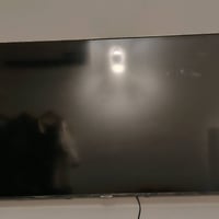 شاشة سامسونج 55 بوصة بعدها بالچيس مستخدم قليل جدا السعر 265 الف  07768...