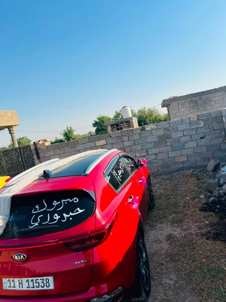 سلام عليكم للبيع سبورتج موديل 20 جي تي لاين كفاله صبغ وتبديل وبارد سونار مرفق ماشيه 93 فول 1/1 مكاني بغداد سريع الدوره الجديد السعر 193 وبيها مجال قليل *********** واتساب
