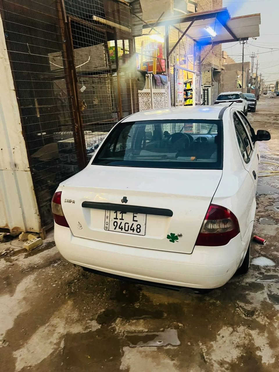 @إشارة سياره طيبه موديل 13 كير محرك وتبريد كفاله 
مكان بغداد السياره فقط مشلع الترايش وريد اجيبله جدد مامتواجد عل فيس ***********
