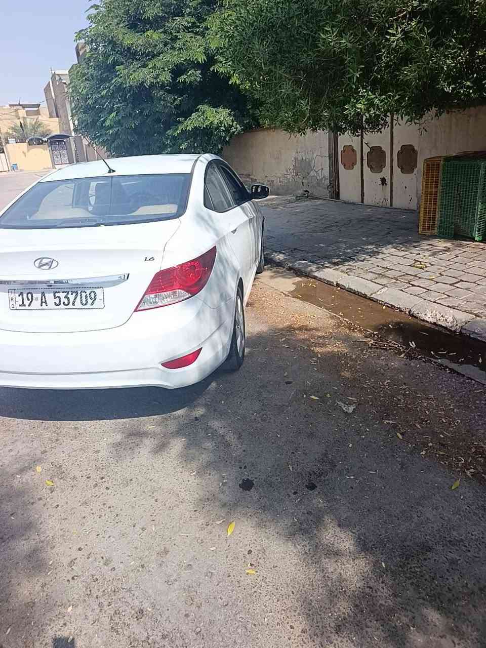السلام عليكم اكسنت موديل 2015 خليجي قطعه صبغ تحكم صوبين اشاره المرايه خمسه ويل كب داخل سياره باسمي هزه جديده رقم جديد سياره جاهزه *********** مكان بارد
