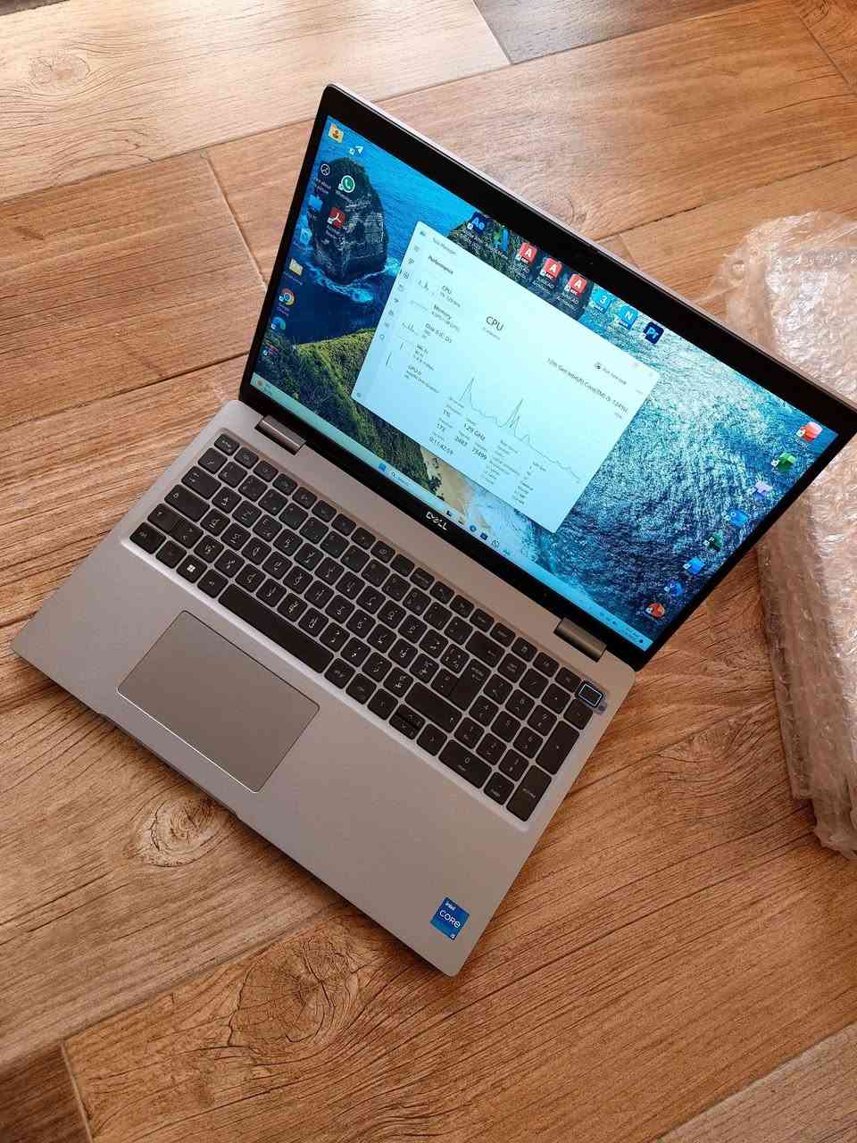 Dell Latitude 5530 • شاشة لمس 15.6 • i5 جيل 12