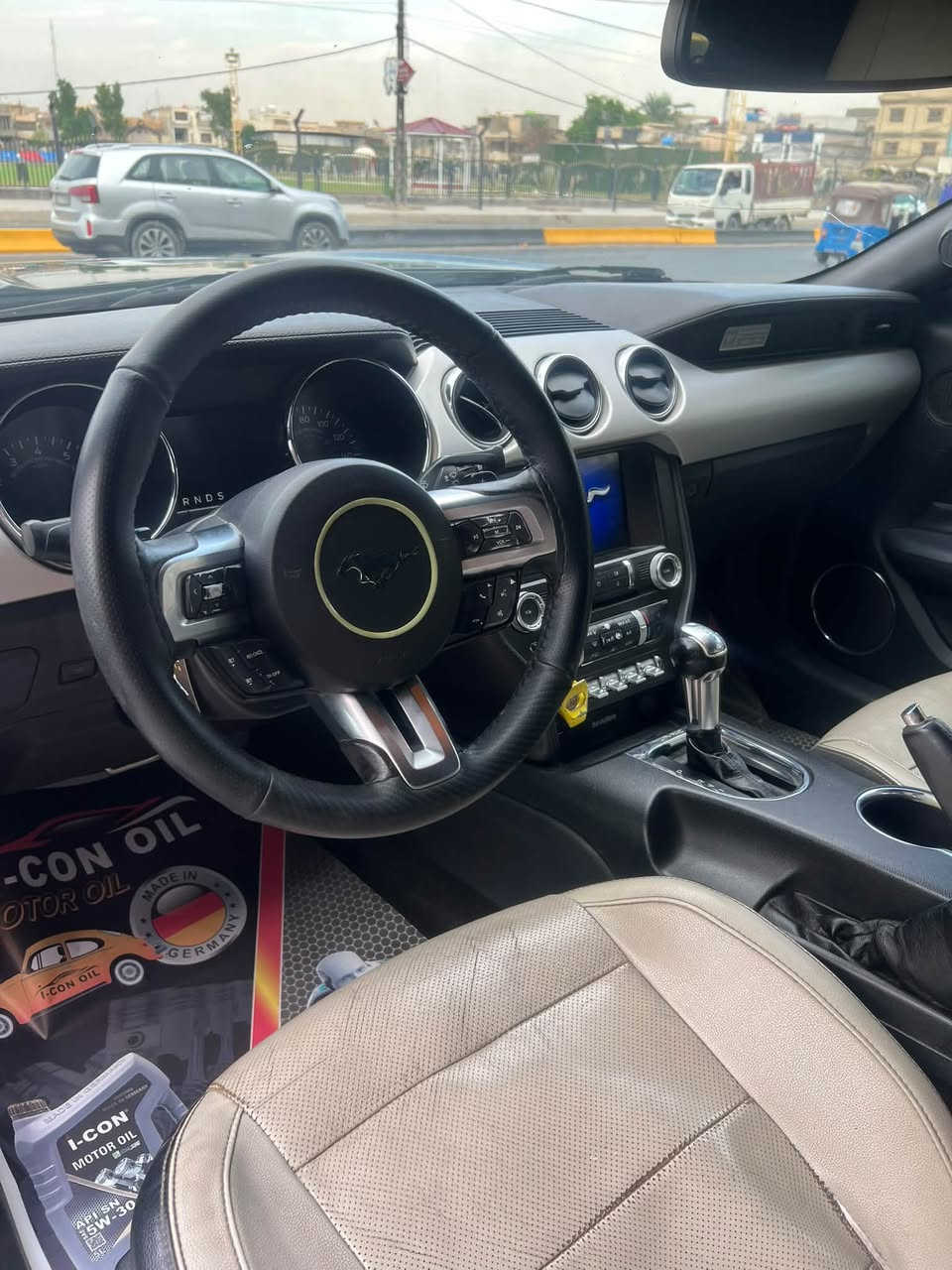 سلام عليكم
🚘 للبيع موستنك EcoBoost موديل 2017

🔹 الممشى: 125,000 
🔹 وارد أمريكا
🔹 كشف كامل
🔹 كشنات كهرباء + تبريد + تدفئة
🔹 شاشة كبيرة تدعم Apple CarPlay
🔹 السيارة عليها صدر جديد
🔹 الضربة  باب + جاملغ خلفي جهة الصدر
🔹 صبغ حزام على إيدي
🔹 متوفر تصوير للسيارة قبل الصبغ وبعده
🔹 السيارة على إيدي وجاهزة، وما بيها نقص

💰 السعر: 107$ 
💵 يوجد مجال بسيط للمشتري الجاد.

📍 المكان: بغداد – السيدية
📞 ***********
