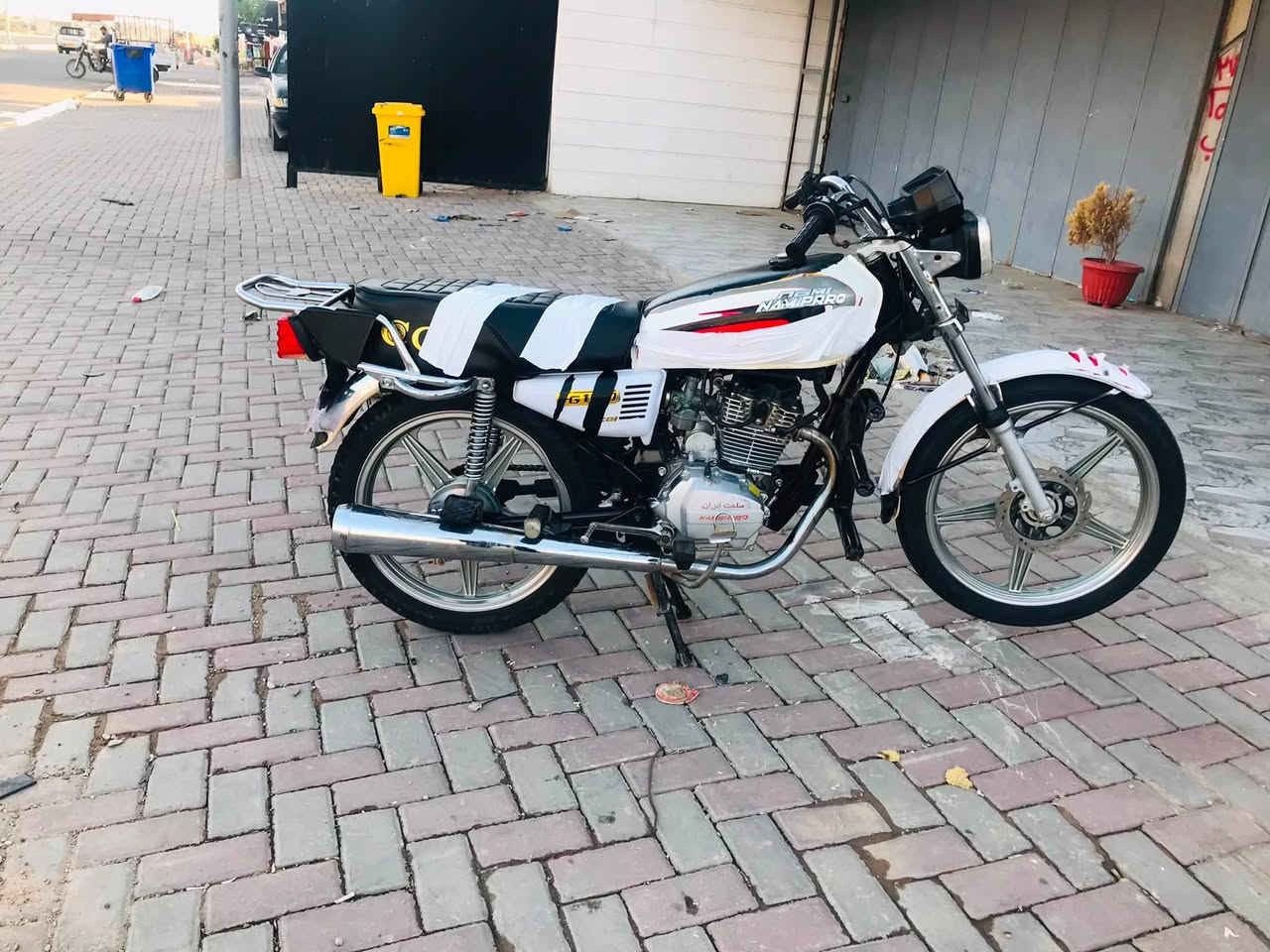 سلام عليكم
لبيع سيفان 5 كير موديل 20

محرك كير شرط ✅

محرك مفتوح ولفات فقط♨️

محرك 150وزن ثقيل ✅

كهربائيات كلها شقاله ✅

السعر400وبي مجال ✅ 

مكاني بيجي  ✅. لاتصال ***********
