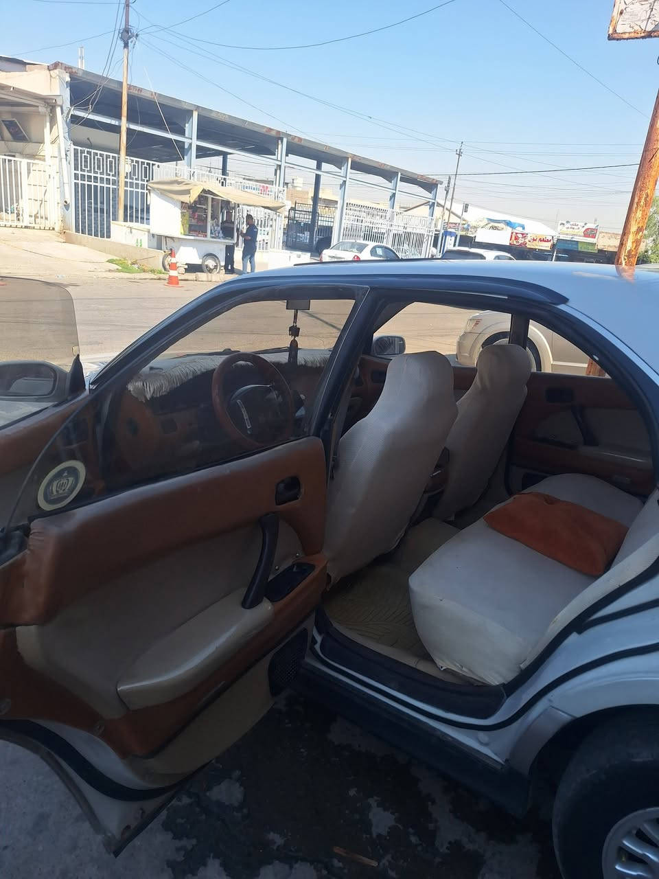 سياره بطه موديل 93 رقم نينوى انكليزي السعر 55بيها مجال رقم الهاتف ***********
