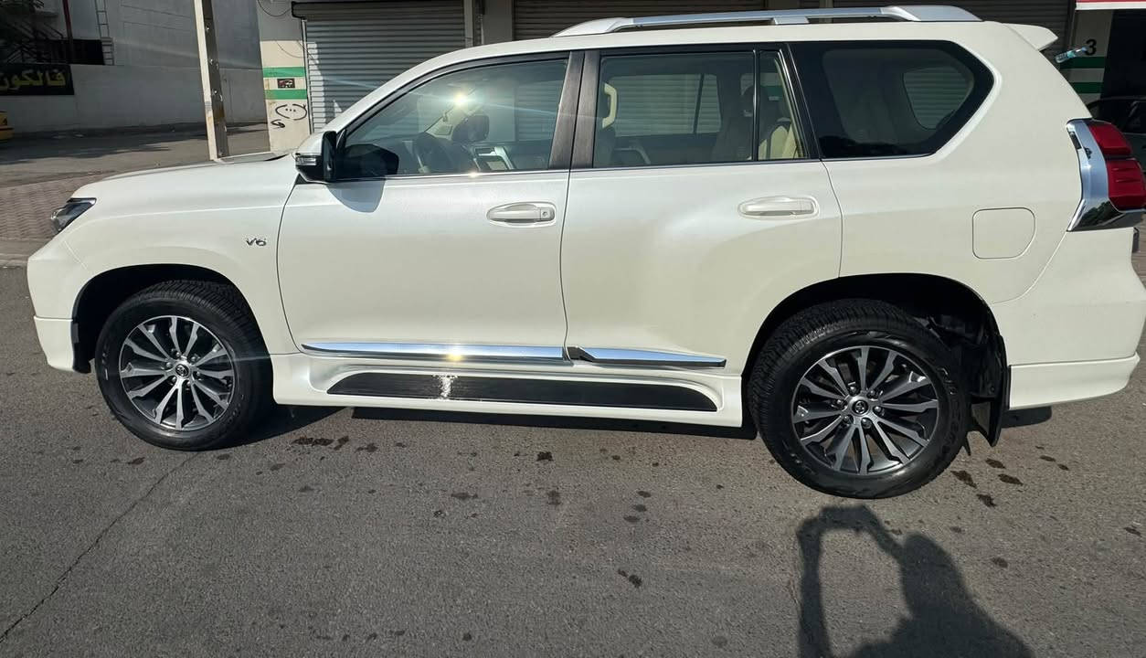 برادو VX • ٢٠٢٢ • اربع كاميرات