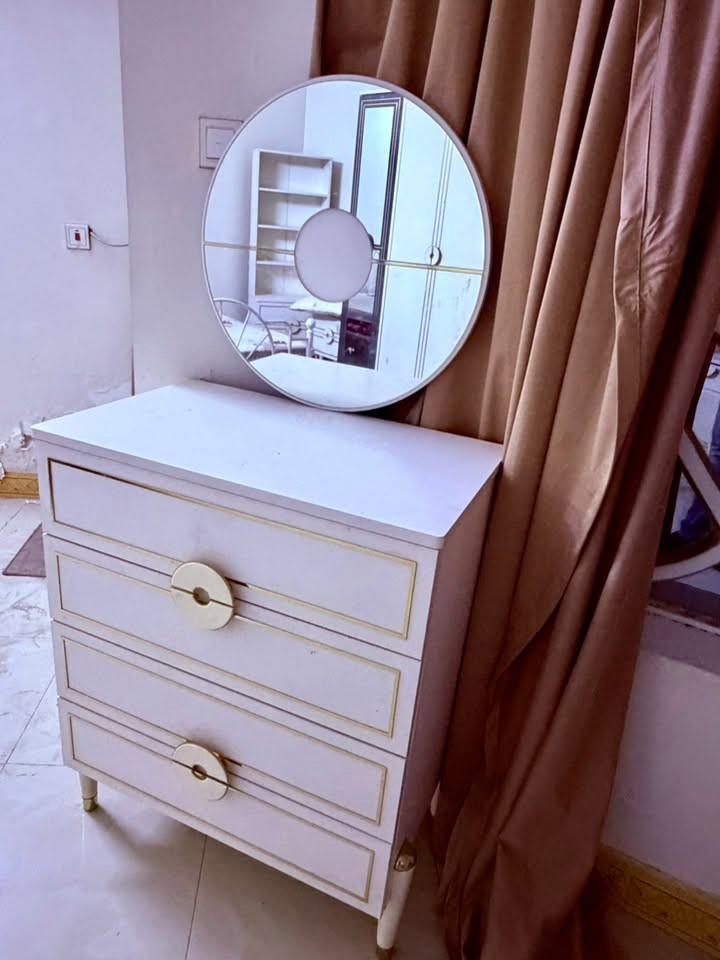غرفة شبابية • ٦ قطع • نظيفة