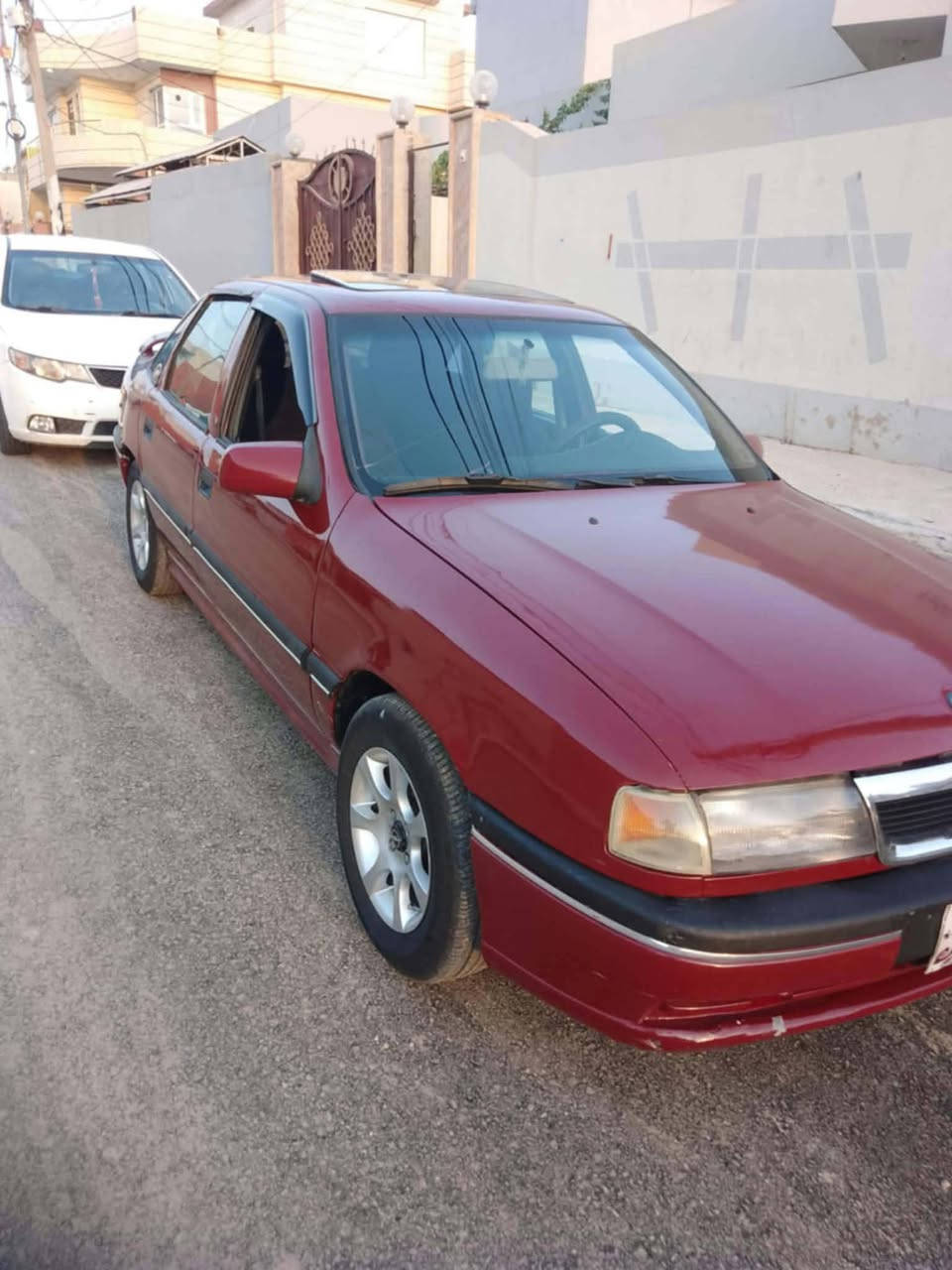 سلام عليكم سيارا للبيع مكان موصل سعر 35 و بيهه مجال شرط تحويل رقم موبايل *********** زين ***********
