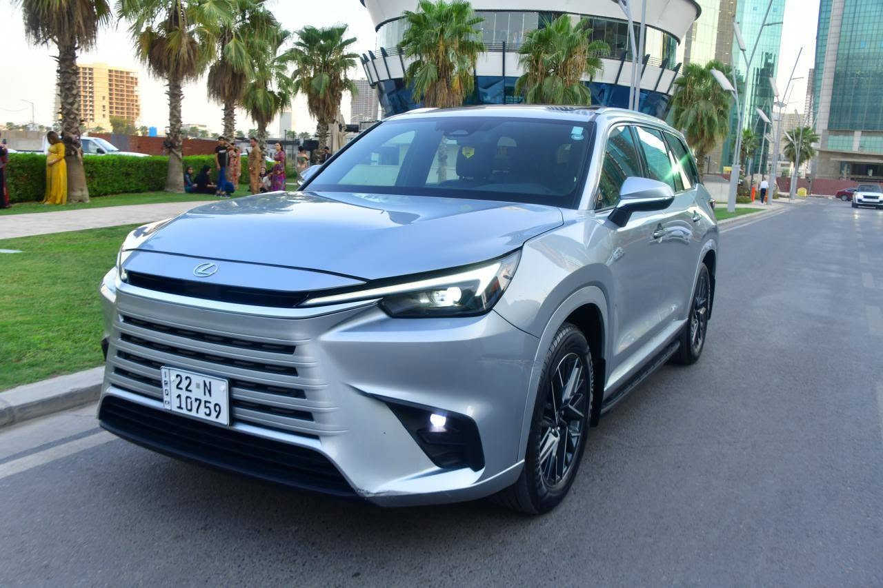 سلام عليكم
لكزز TX350 سبعة راكب وارد أمريكي بدون حادث كلين موديل 2024 رقم اربيل باسمي 
السعر 48.000 دولار موجود في بغداد 
***********
