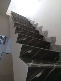 خلفه سيراميك • متفرغ • حالين