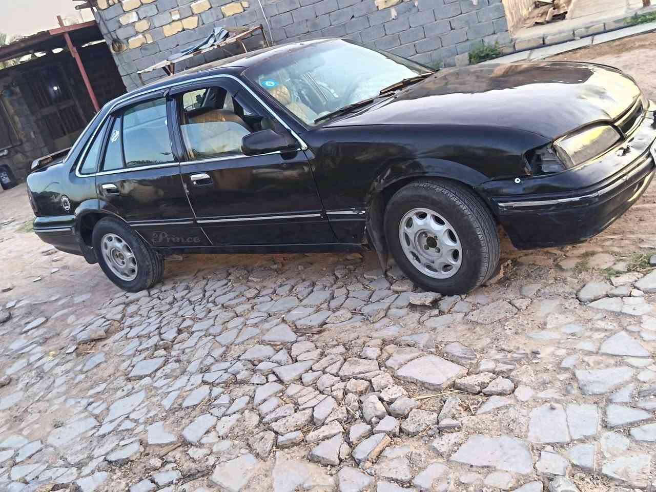 سياره برنس مكينه جديد رقم انكليزي اسياره باسمي وجاهزه من كلشي السعر 28 مكاني بغداد ***********
