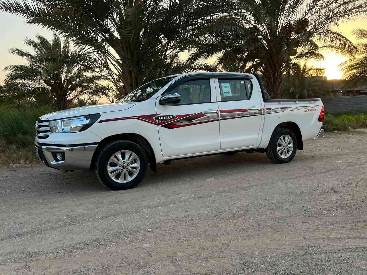 سلام عليكم هايلوكس للبيع كفاله عامه  2023 رقم واسط سعر 260 بيه مجال قليل مكاني كوت ***********
