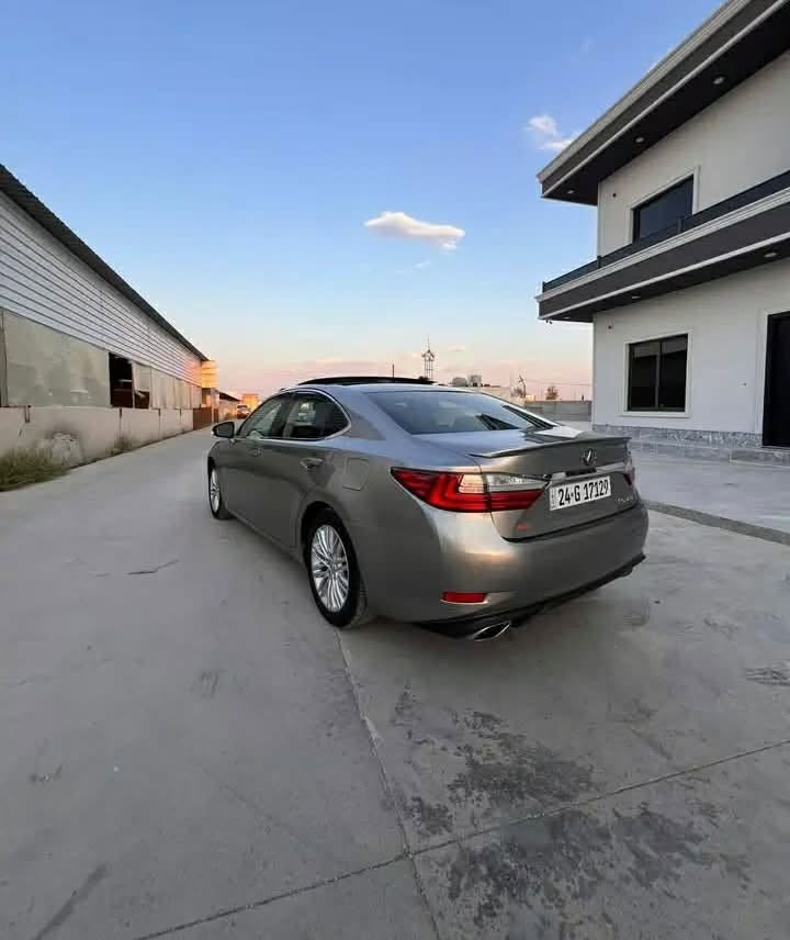 🚘 معرض GLI للسيارات يعرض لكم سيارة مميزة للبيع
طريقه التواصل واتساب فقط

🔹 نوع السيارة: تويوتا لكزس 
🔹 الموديل: 2017
🔹 الفئة: es350 
🔹 الوارد: امريكي 
🔹 عدد الكيلومترات: 148mil
🔹 الحادث / الصبغ:  رشات صبغ بدون داخل بدون ايرباك
ملاحظه سياره ٥ قطع ابيع حزام 
🔹 حجم المحرك: v6 
🔹 حالة المحرك: ممتاز 
🔹 القير: ممتاز 
🔹 حالة السيارة: جيد 
🔹 الترقيم: أرقام سنويه جديده 
🔹 المواصفات: فول 
💰 السعر: 139
🤝 السعر قابل للتفاوض
📍 موقع السيارة:  مهت 
📞 طريقة التواصل: اتصال أو واتساب فقط
📱 رقم الهاتف: *********** 
✨ معرض GLI للسيارات — ثقتكم تهمنا
