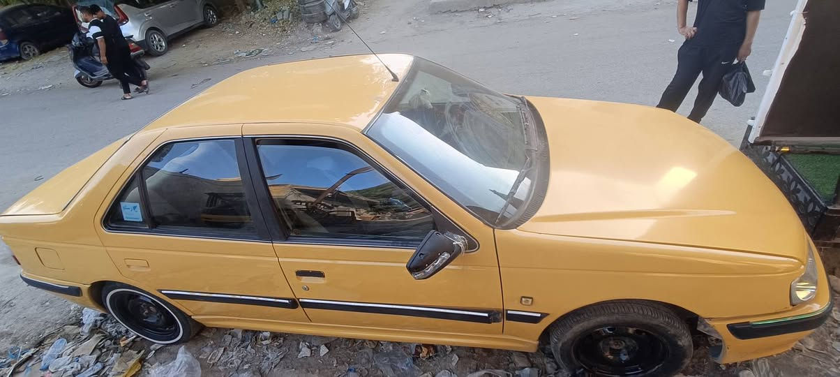 بيجو بارص موديل 15 بيها بنيد مبدل
كير محرك جاهزه جدد
رقم بغداد انكليزي باسمي تحويل ثاني يوم  جديده السياره شوفه عينك
مصفره هيئه وغرامات 
مكاني بابل المركز 
ب( 43 )وبيها مجال قليل
***********
