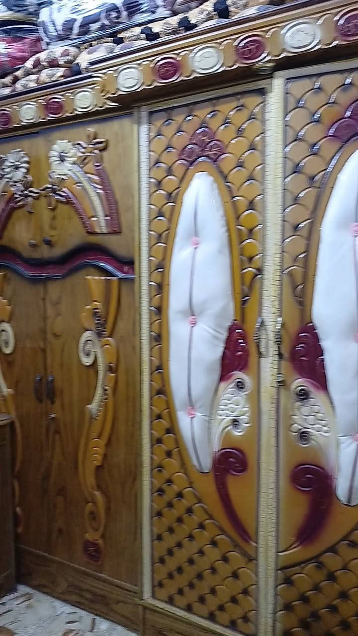 غرفه نضيفه  350 وبيها مجال  كربلاء الحر شارع مدرسه الحسام ***********
