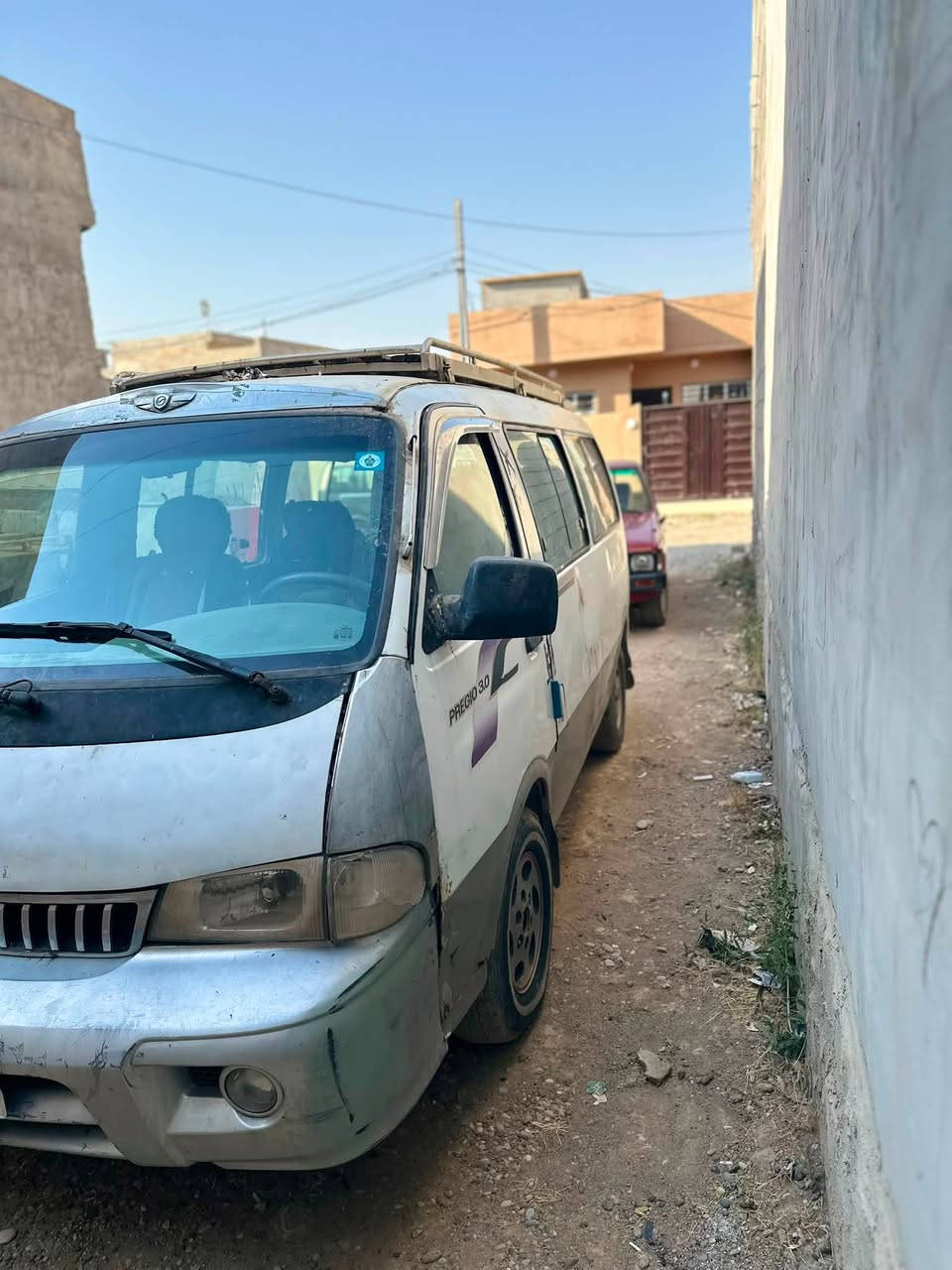 سلام عليكم. بريجو للبيع موديل 2000كير محرك مكفول. شواصي الخلفيه معمرات. ارقام جديد عل لاستلام. سعر 50 خوان لحد يراسلني مكلف بل نشر.  موصل قوسيات رقم صاحبها. ‭

‭***********‬
