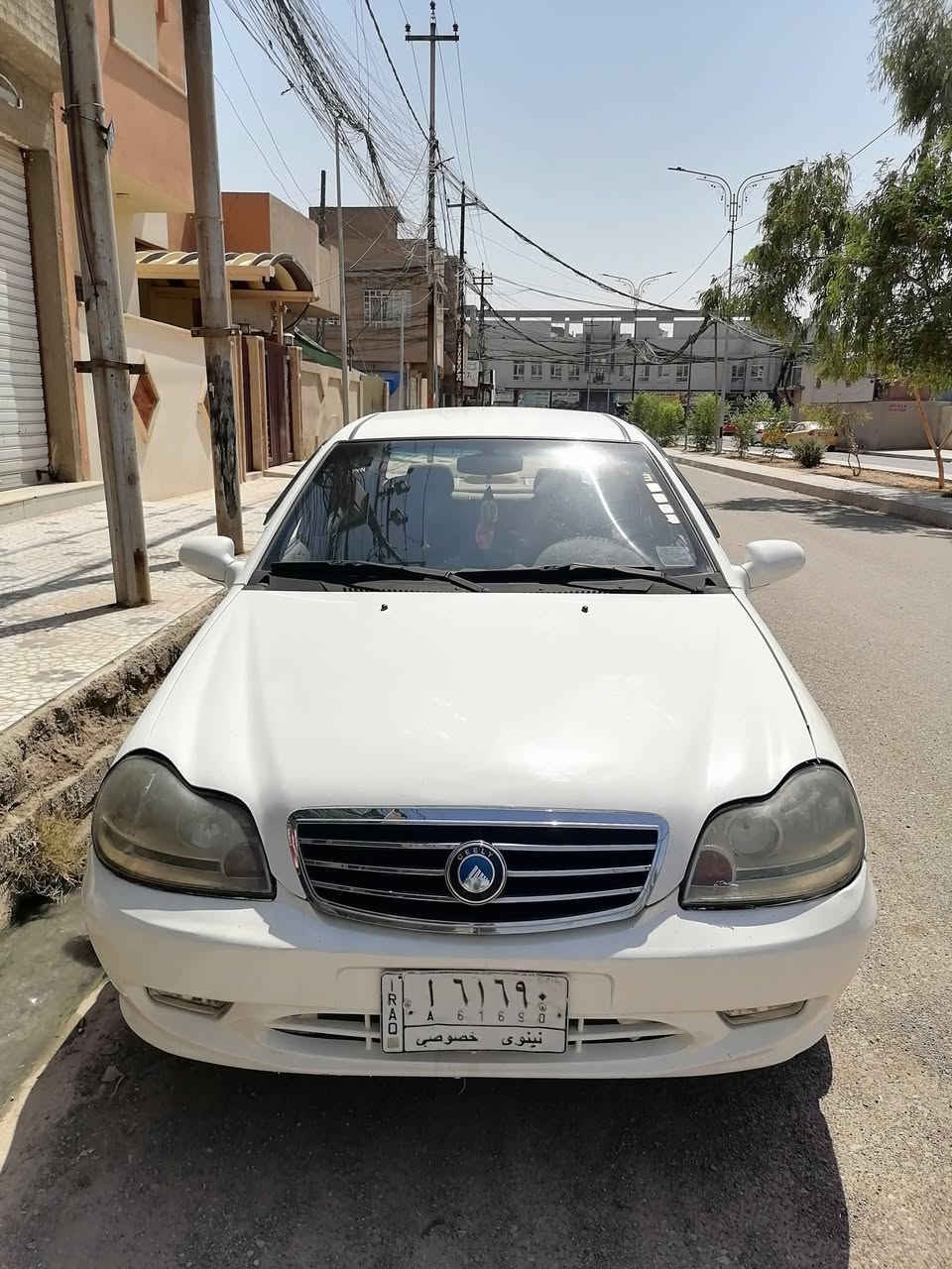 السلام عليكم
للبيع سيكي موديل ١٣ قصة قديمة البجم محدث بيها جاملغ الخلف صبغ بدون دواخل  الكدام فقط بخ بسبب الزنجار باسمي السيارة رقم نينوى تبريد شغال كير شرط محرك بي صرف السعر ٤٧ وبيها مجال السيارة مال بيت مامتعوبة الاتصال *********** العنوان الموصل الجانب الايسر
