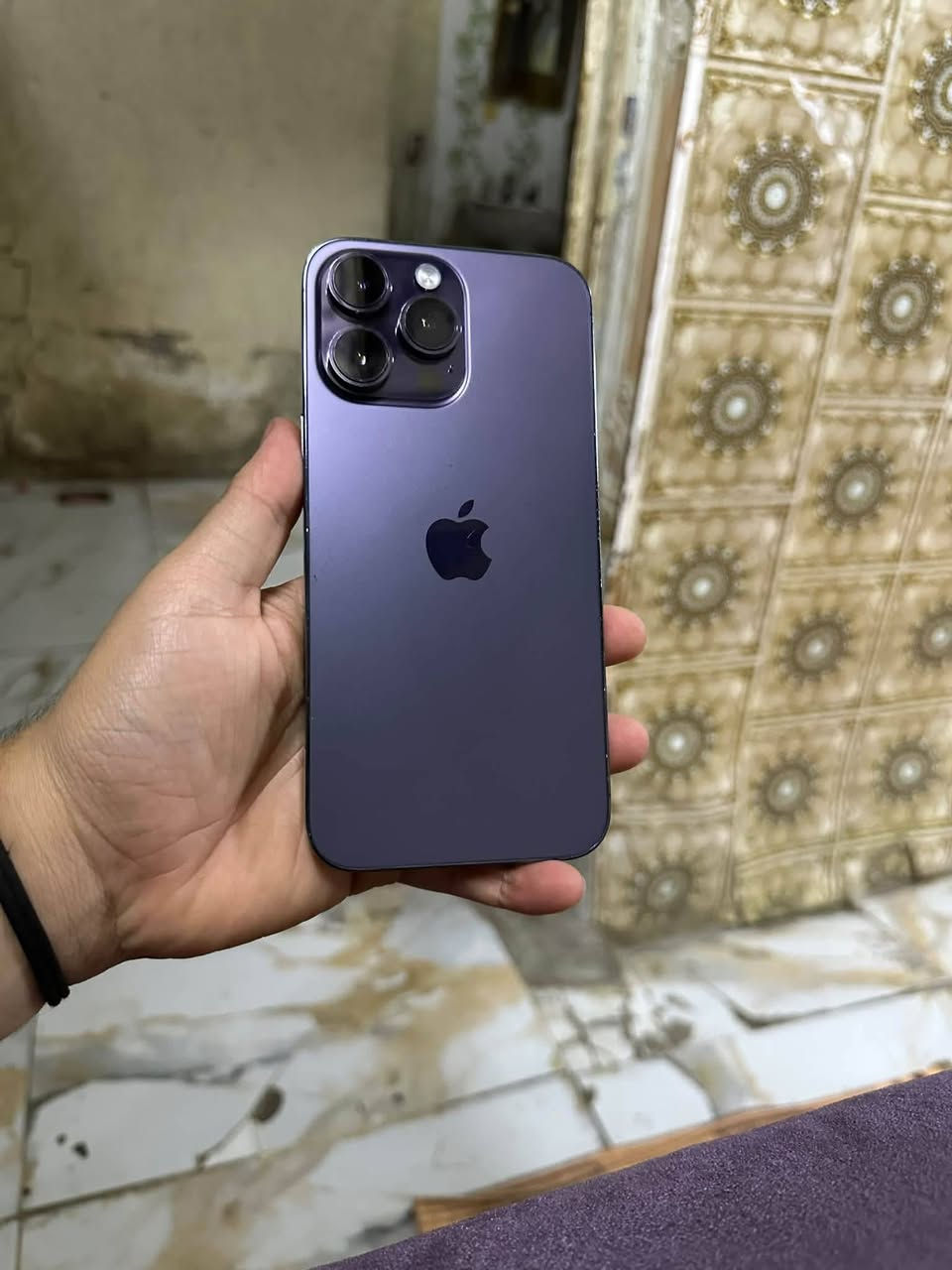 آيفون 14 برو
