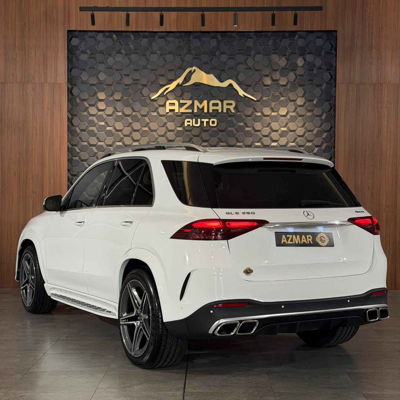 Mercedes benz GLE 350 AMG🇩🇪
موديل 2024
ماشية 22 الف فقط

فول مواصفات
بانوراما وكامرات 360 درجة وحساسات وبصمات وكشنات جلد وتدفئة وتبريد وخزن ودبل ماوس وتحكمات قيادة ذاتية ورادارت وبلاد داخل كريمي و بعد هواية مواصفات متنذكر

السياره وارد امريكي بيها قطعتين و نص صبغ بدون دواخل 
گير ومكينه بشرط بدون فتح او خلل

السعر: 450$ ورقة 

للاستفسار : ***********

العنوان: السليمانية المعارض الجديده شركه ازمر اوتو معرض رقم ٣٤
