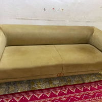 تخم نضيف جدن للبيع سعرة ١٩٠ وبي مجال قليل 07704252983