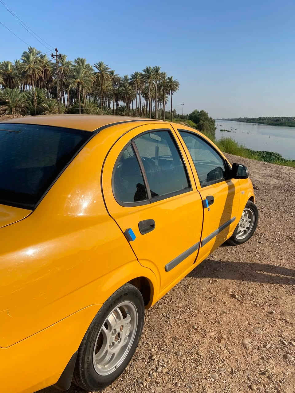 السلام عليكم طيبه ٢٠١٦
السياره كفاله كير محرك تبريد كهربائيات مرتبه جواهه تخم تاير جديد وباتري داخل يخبل شاشه وكامره رقم واسط تحويل ثاني يوم سنويه جديده وهزه جديده مماني الحمزه الشرقي 
***********
