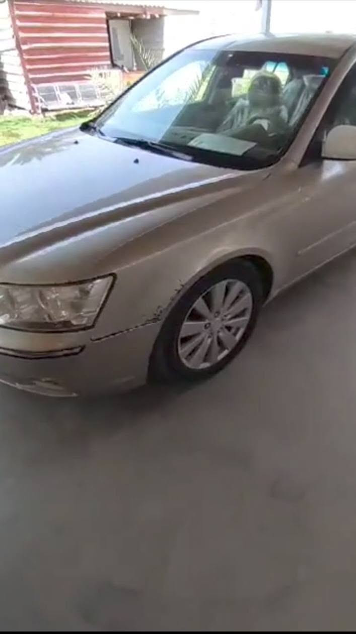 البيع سوناتة الفين 2009 ورارد أمريكي المكينة V6
السيارة ضررهة الباب لورة السايق
مكينة كير حدادية خير من الله
موصفات فتحت سقف كشنات كهربائي
السيارة ليبل واحد سنوية الفين 2032
السعر خاص

السيارة مكانهة بغداد تقاطع النهروان

رقم ***********
