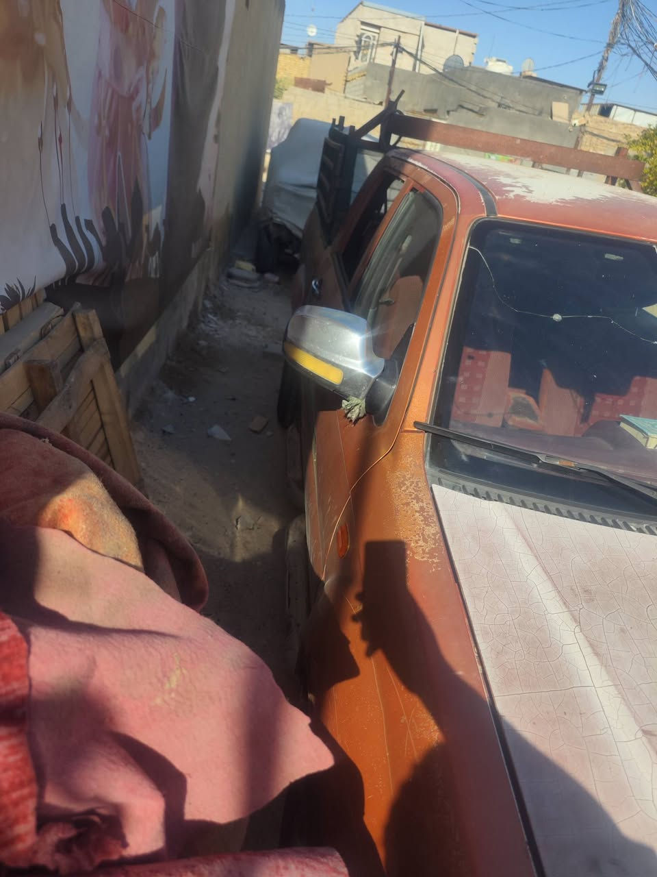 بيكم سكاي موديل 2013
رقم بغداد راعيه بغداد مداور وكاله موجود
بيه خيط بخار تنقيص بيه 
سيارة شوف العين كير مبيه شي 
مكان السيارة نجف 
ملاحظة المحجر مو من ضمن السيارة 
ستفسار ***********
سعر السيارة 37 وبيه مجال
