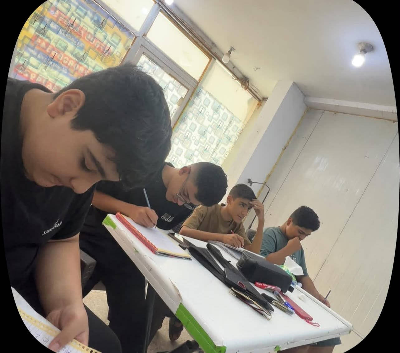 يعلن الاستاذ علي الشمري
مدرس مادة الرياضيات 
عن افتتاح الدورات الشتويه للصف السادس الإعدادي بفروعه (العلمي ،ادبي ، مهني ) 
وللمراحل المتوسطة والاعداديه كافه 

الموقع الاول : حي الطيارة الشارع العريض 
مركز المجتهد لدورات التقوية

الموقع الثاني :حي الرضا - جسر سيف سعد

الاستاذ:  علي عمار

نص مكتوب في الصور:
- يعلن الأستاذ علي الشمري مدرس مادة الرياضيات عن افتتاح الدورات الشتوية للصف السادس الإعدادي بفروعه ( العلمي ، الادبي ، المهني ) وللمراحل المتوسطة والإعدادية كافة الموقع الأول : حي الطيارة - الشارع العريض الموقع الثاني : حي الرضا - جسر سيف سعد ***********