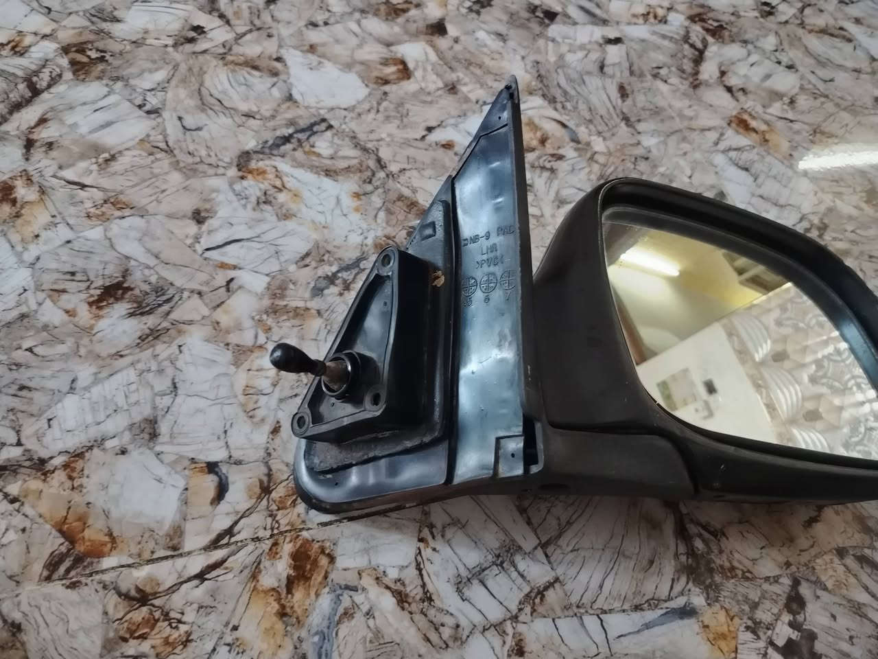 سلام عليكم مرايه مال بريجو جهت اليمين عارضه للبيع سعر 70وبيه مجال العنوان بغداد طارميه  مرايه مال حاويه ام تحكم رقمي ***********
