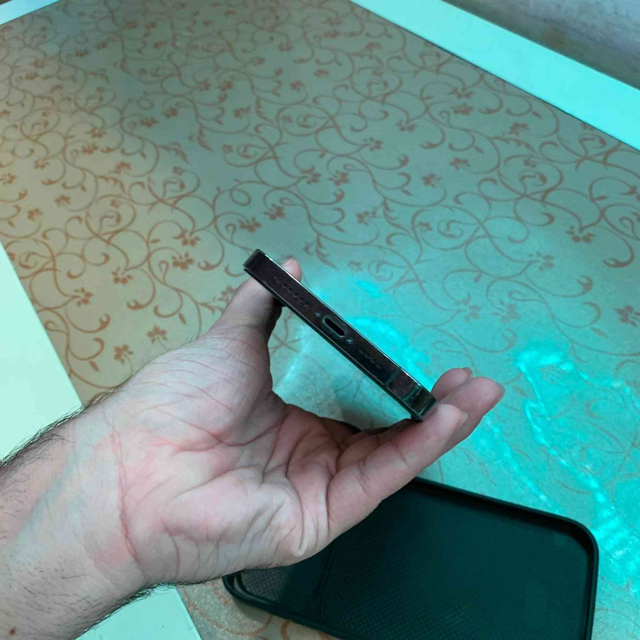 السلام عليكم ايفون 14 برو ماكس جهاز كلشي مامبدل جهاز نضيف ع ايدي شرق اوسط ذ256 بطاريه79 من ليل لنهار ياله احطه ع شحن مرة وحدة الله يشهد شراي يتفضل واساب ***********
سعرة790 وبي مجال
