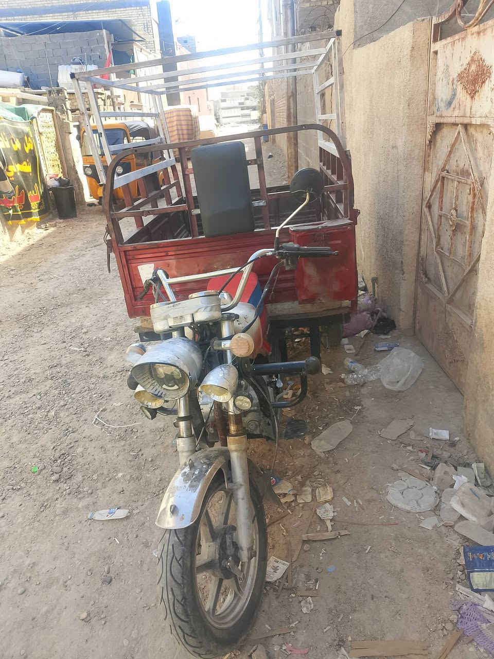 سلام وعليكم ستوته صقر موديل 2017 خير من الله كهربائيات كله شغاله مكينه خير من الله مال شغل انكر سلف وطلع علاه باب الله بس اوراقه ضايعه بيه مكاتبات راعيه يمي سعره 950وبيه مجال مكاني سبع قصور هاذه رقم تليفوني ***********
