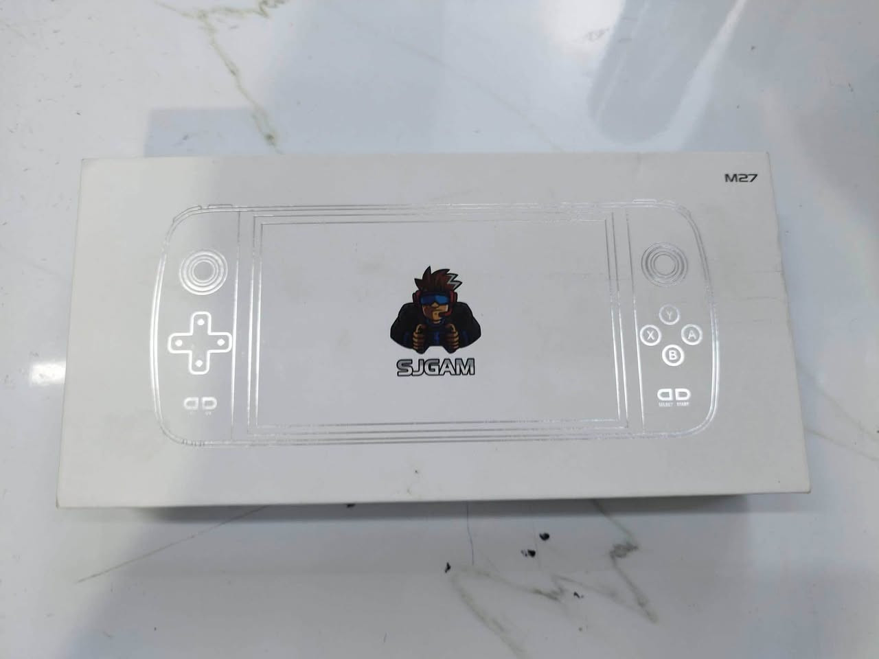 SJGAM M27 Handheld Gaming Console
✅ جهاز ألعاب محمول جديد 
✅ شاشة كبيرة وواضحة
✅ تصميم مريح وخفيف للحمل
✅ مناسب لتشغيل ألعاب الريترو والمحاكيات

للحجز او الاستفسار التواصل واتساب ***********

