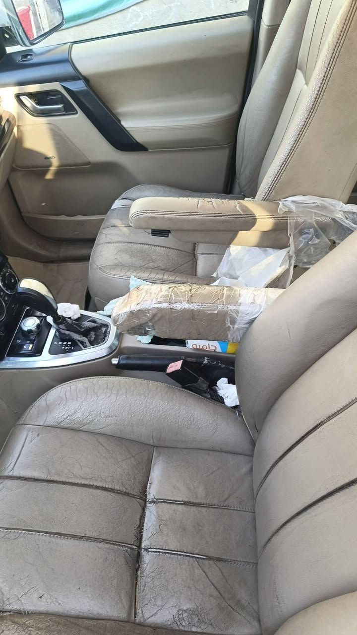 لاند روفر موديل ١٢ محوره محرك گير افلون تبريد شغال ثلج مكفولة سياره كفاله عامه رقم دولي سنويه ل ٣١ السعر ٧٨ ترهم امراوس بسياره اقل رقم الهاتف ***********
