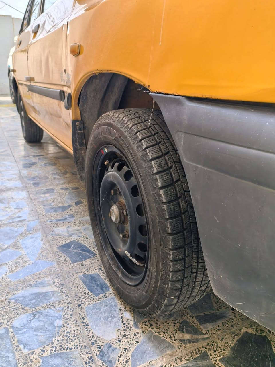سلام عليكم سايبا ٢٠١٠ للبيع سياره جاهزه تبريد تخم تاير حداديه كير محرك خير من الله كله شغال سياره ب اسمي السعر ٢٢ وبيه مجال العنوان بغداد بلديات رقم هاتف ***********
