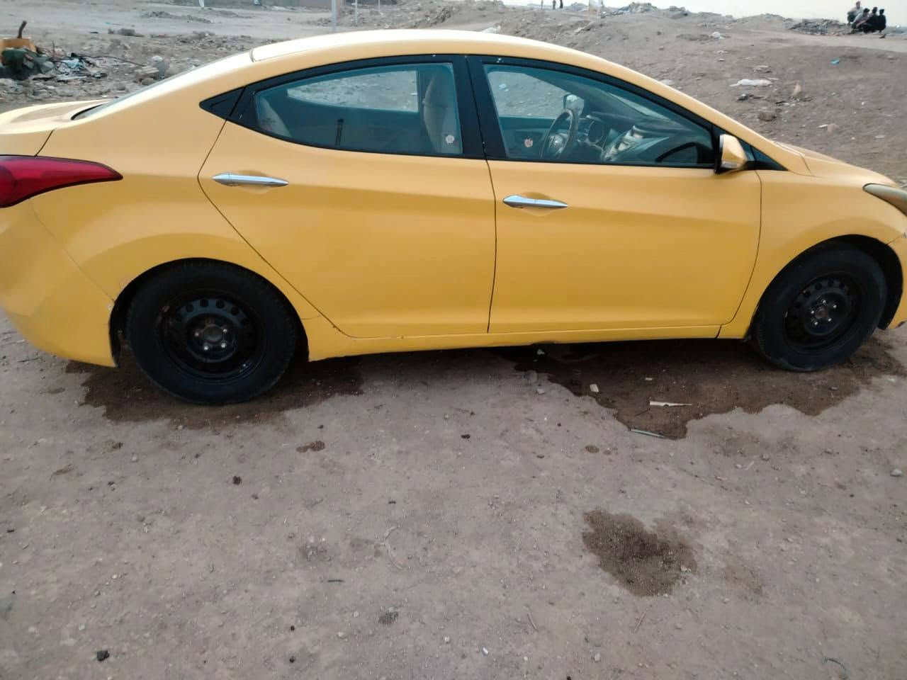 سلام عليكم سياره للبيع سعر 98بيه مجال مكفوله كفاله عامه مكينه كير وارد خليجي 1800 سياره بسمي 
مديل 2013
***********
***********
