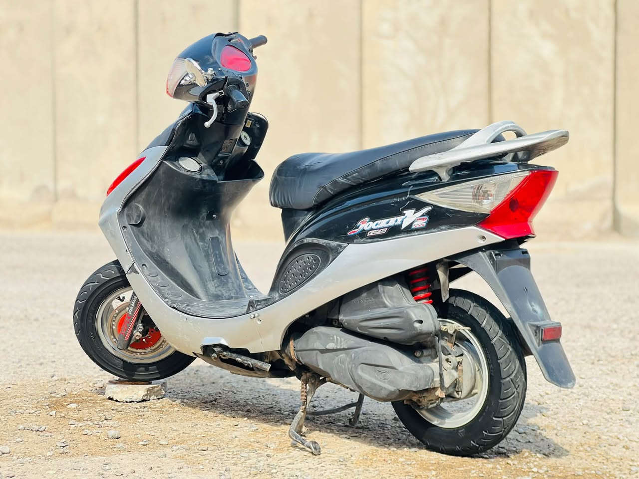 كامكو • ١٢٥ • موديل ١٢