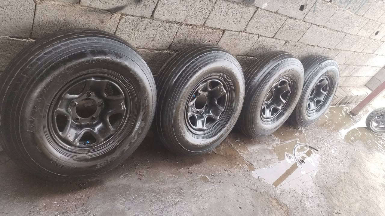 تايرات ١٦ • لاندكروز ٥براغي • فيتنامي ٢٠٢٤