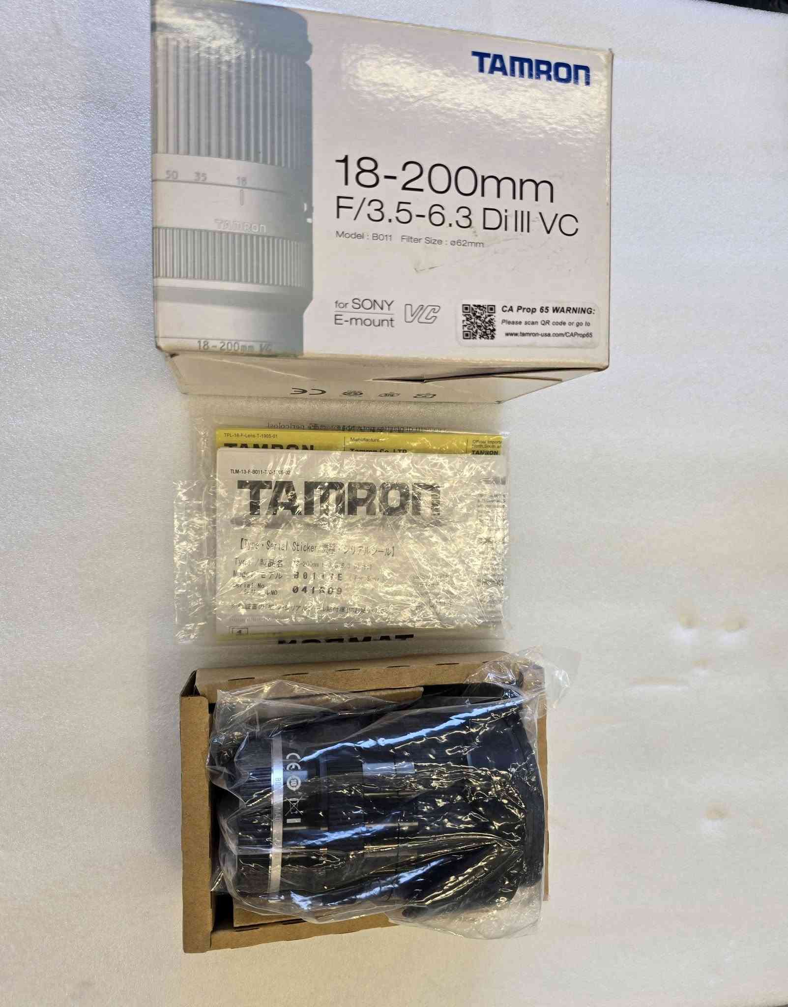 للبيع عدسة Tamron 18-200 للسوني
