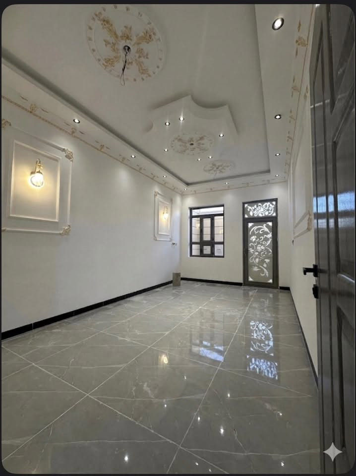 يت بالتصنيع 150 متر وجه 7.5 واجهه حجر البيت زيرو وقريب من شارع 60 وسعر مناسب جداً ارخص بيت بالتصنيع  ***********
ملاحظه اني صاحب البيت
