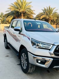 للبيع هايلوكس فور ويل 2024سعودي عبد الطيف وتماتيك  دبل سنتر فول مواصفا...