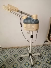 جهاز بخاري مختص للبشره  استعمال قليل وضميته الله شاهد  وجهاز نضيف  سعر...