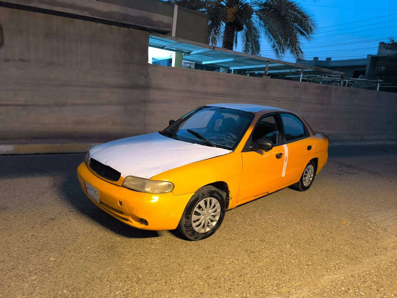 سلام وعليكم للبيع  دايو نوبرا موديل 97 تكسي كير عادي ميكنه اوبترا   تخم تاير كهرابائيات شغاله سياره جاهزه مال شغل بطاقه بانزين بيها سنويه كارتوني صاحبها موجود  سعر 15 قفل مجال حك جيه فقط مكان 📍سياره كركوك رقم تلفون *********** وات ساب بي
